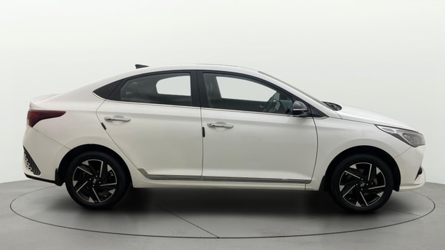 View Hyundai Verna Image 9 Used Hyundai Verna Image 9