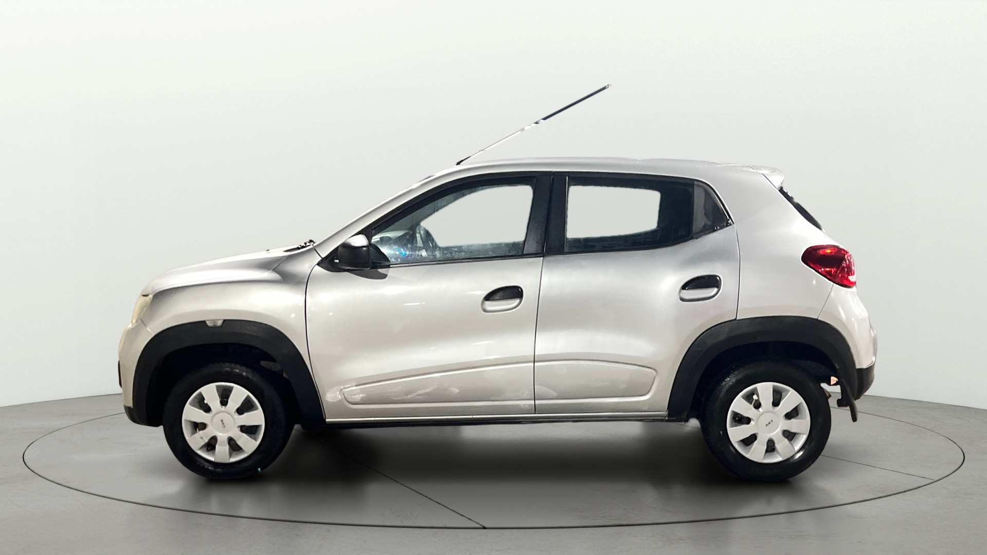 View 2018 Renault Kwid RXL Image 5 Used 2018 Renault Kwid RXL Image 5