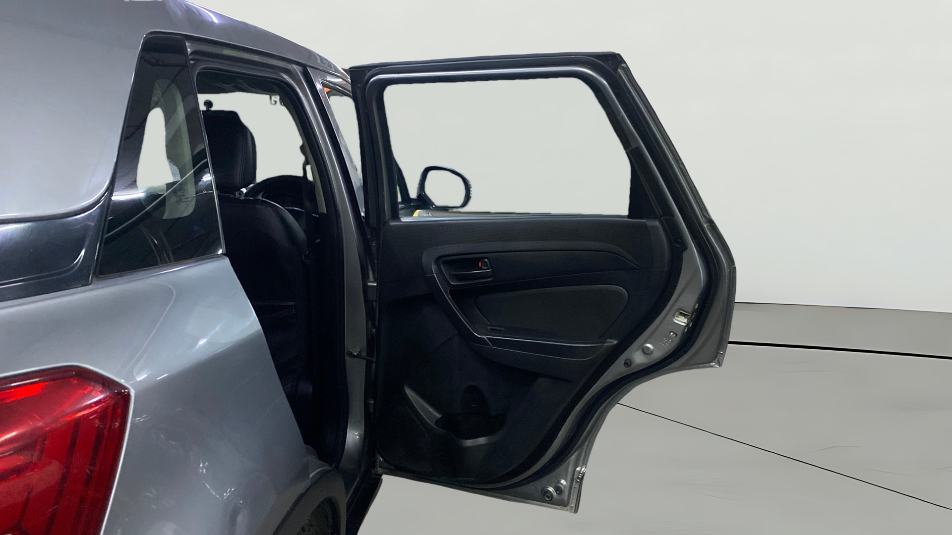 View 2020 Maruti Suzuki 1000 Base Variant Image 7 Used 2020 Maruti Suzuki 1000 Base Variant Image 7