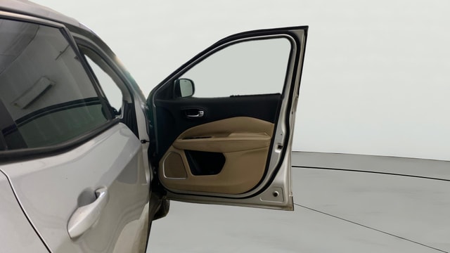 View Jeep Compass Image 45 Used Jeep Compass Image 45