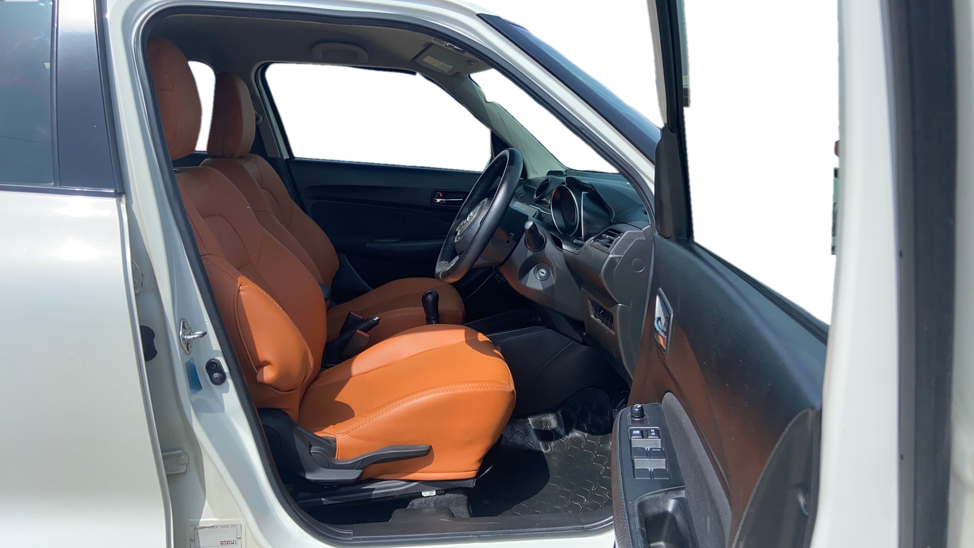 View 2018 Maruti Suzuki 1000 Base Variant Image 25 Used 2018 Maruti Suzuki 1000 Base Variant Image 25