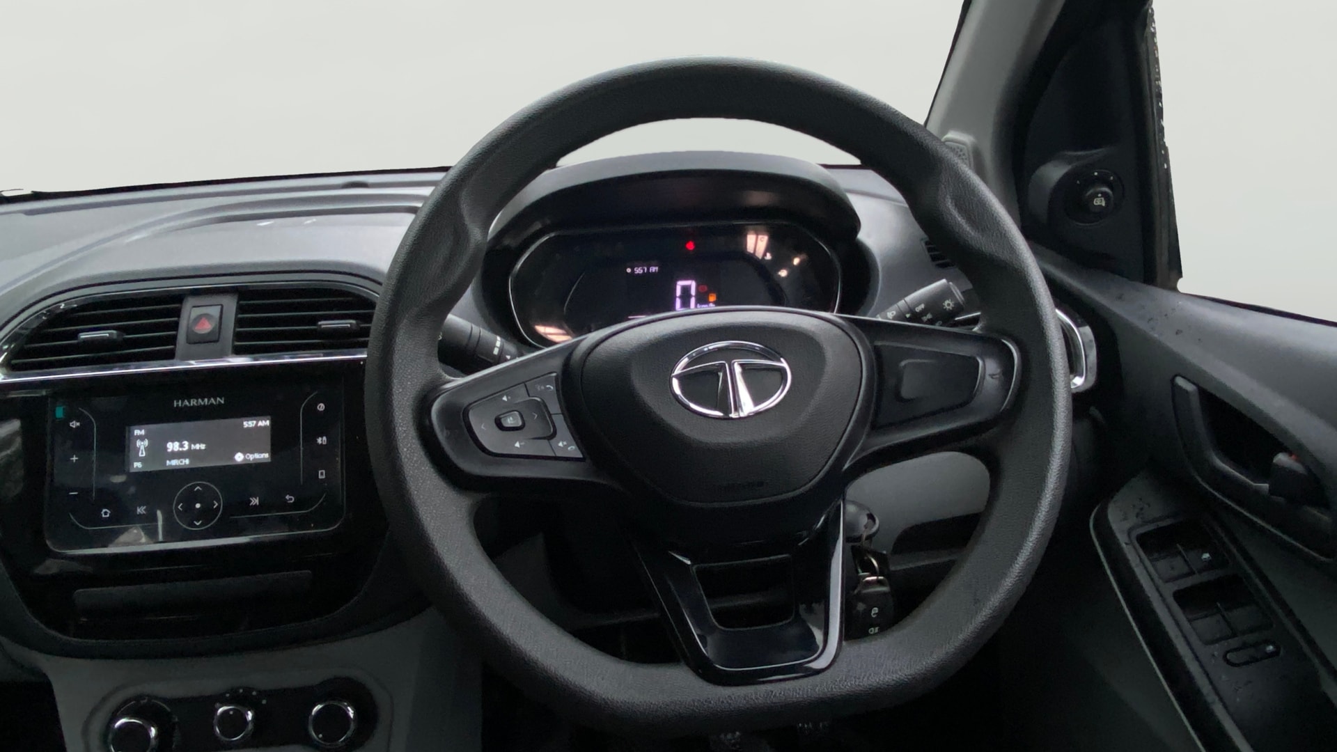 View 2021 Tata Tiago Revotorq XB Image 20 Used 2021 Tata Tiago Revotorq XB Image 20