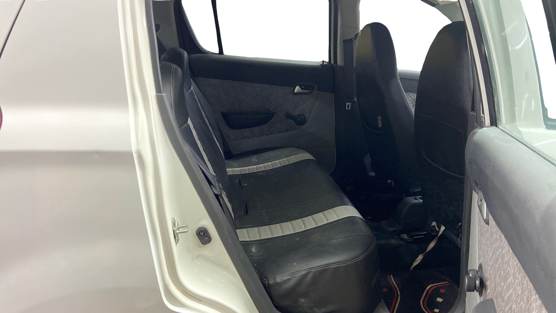View 2017 Maruti Suzuki Alto 800 LX Image 36 Used 2017 Maruti Suzuki Alto 800 LX Image 36