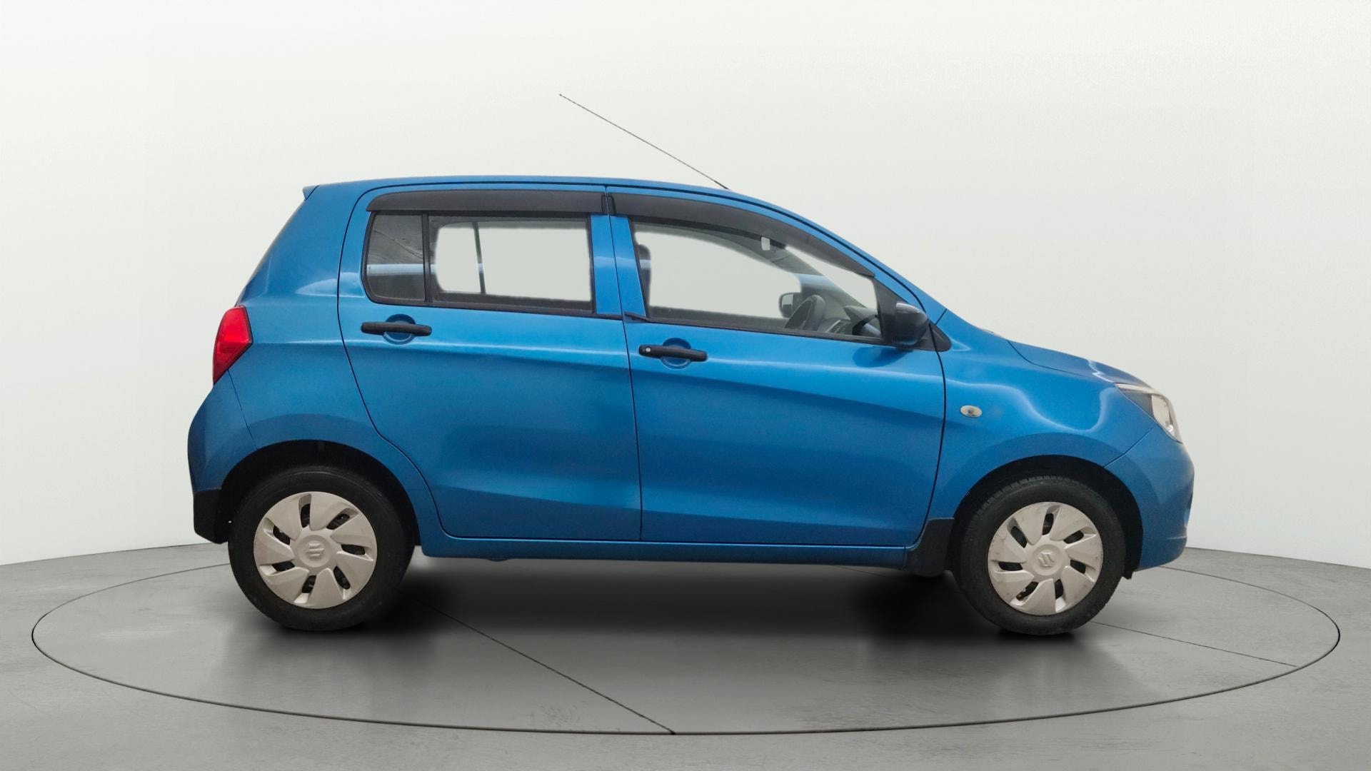 View 2015 Maruti Suzuki 1000 Base Variant Image 8 Used 2015 Maruti Suzuki 1000 Base Variant Image 8