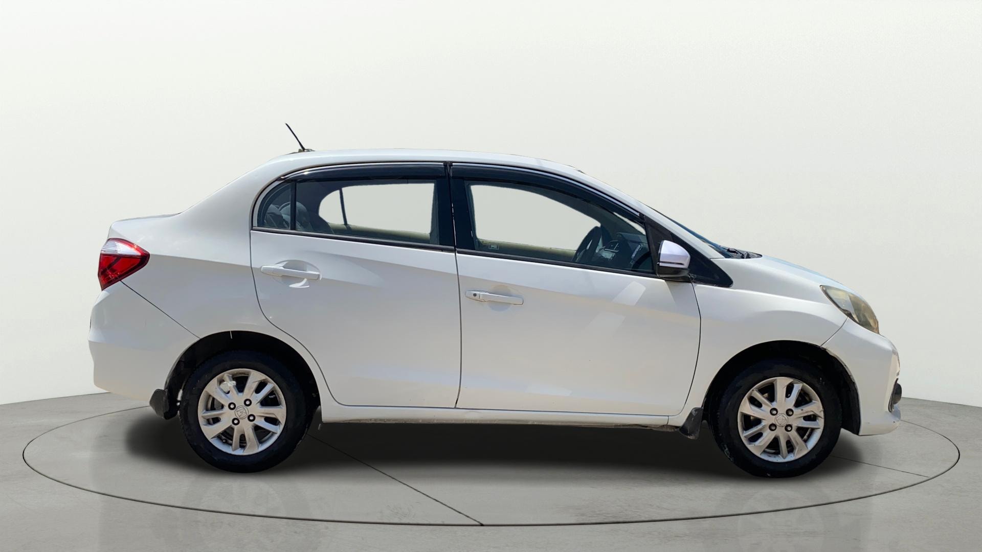 View 2017 Honda Amaze E MT Petrol BS IV Image 8 Used 2017 Honda Amaze E MT Petrol BS IV Image 8