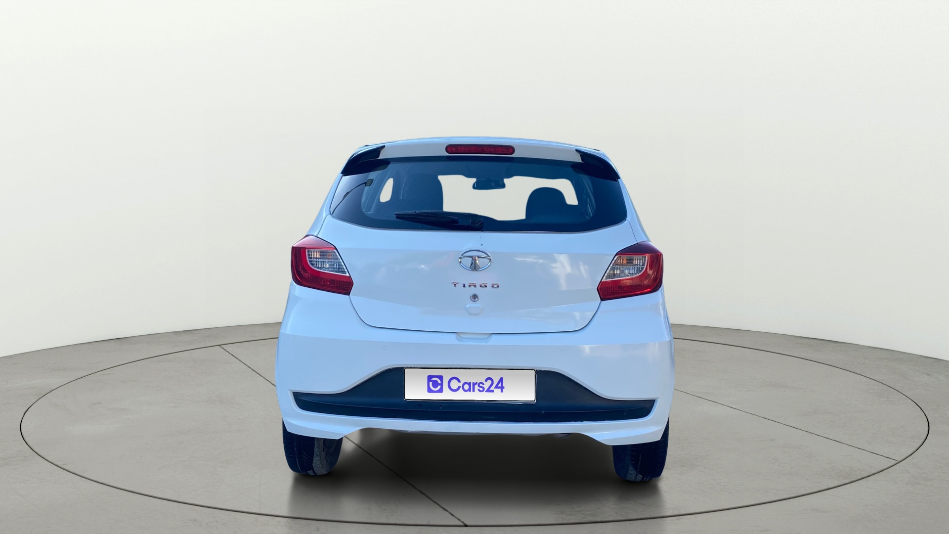 View 2020 Tata Tiago Revotorq XB Image 39 Used 2020 Tata Tiago Revotorq XB Image 39