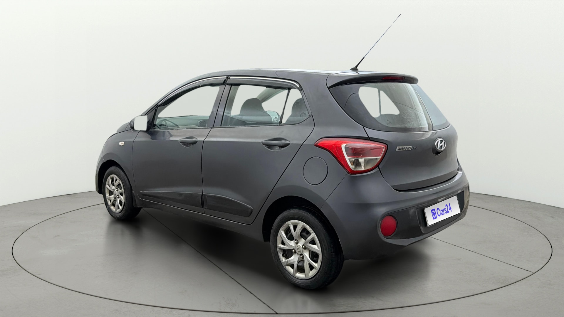 View 2018 Hyundai Grand i10 Magna 1.2 Kappa VTVT Image 2 Used 2018 Hyundai Grand i10 Magna 1.2 Kappa VTVT Image 2