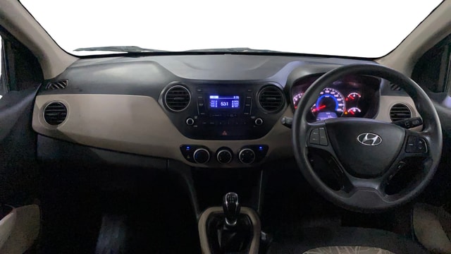 View Hyundai Grand i10 Image 32 Used Hyundai Grand i10 Image 32