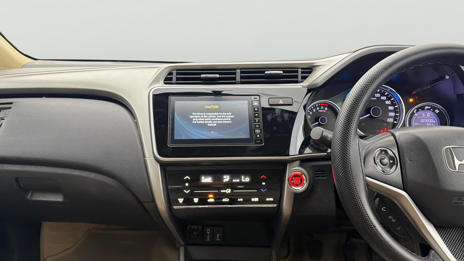 View 2020 Honda City ZX MT Diesel Anniversary Edition Image 18 Used 2020 Honda City ZX MT Diesel Anniversary Edition Image 18