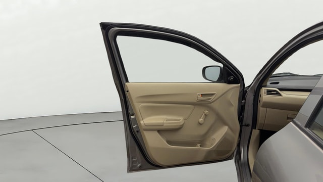 View Maruti Suzuki 1000 Image 30 Used Maruti Suzuki 1000 Image 30