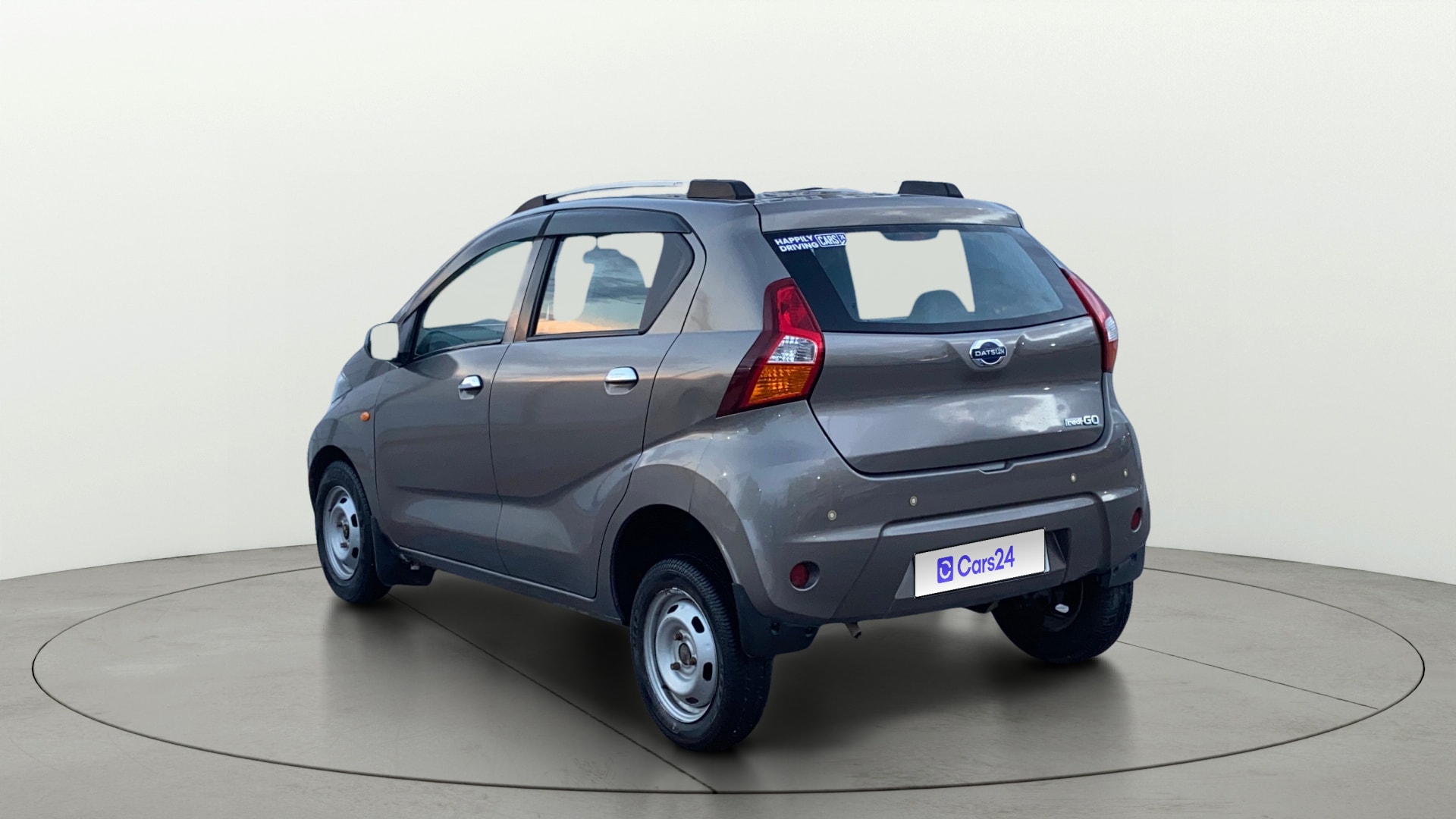View 2018 Datsun Redi GO A Image 2 Used 2018 Datsun Redi GO A Image 2