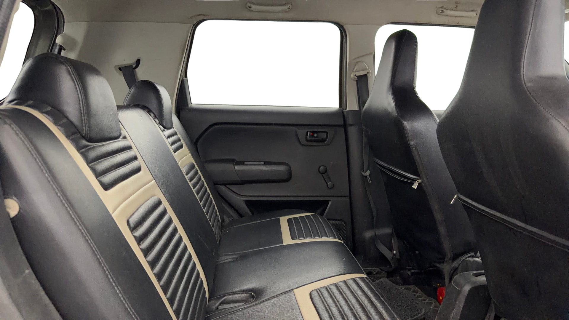 View 2022 Maruti Suzuki 1000 Base Variant Image 29 Used 2022 Maruti Suzuki 1000 Base Variant Image 29