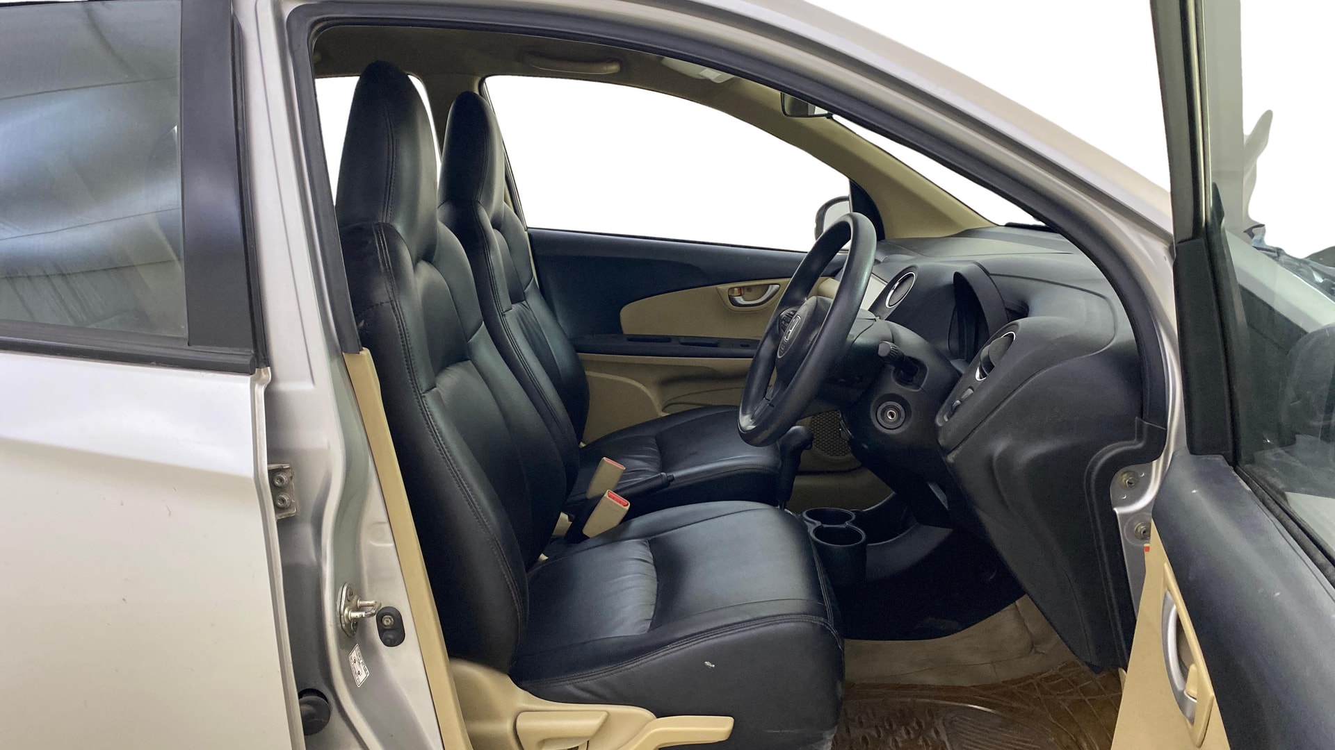 View 2015 Honda Brio VX AT Petrol Image 26 Used 2015 Honda Brio VX AT Petrol Image 26