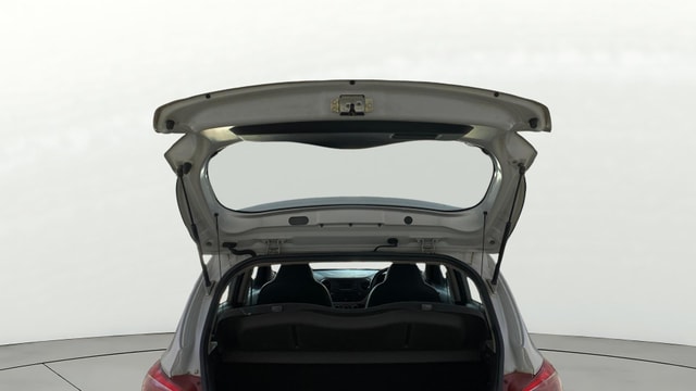View Hyundai Grand i10 Image 16 Used Hyundai Grand i10 Image 16