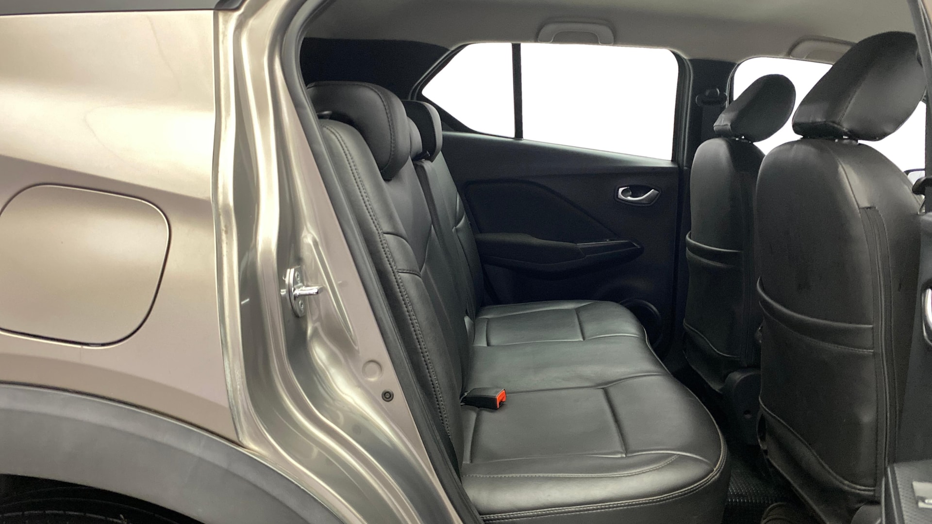 Used 2019 Nissan Kicks Used 2019 Nissan Kicks