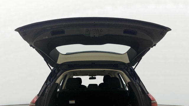 View Mahindra XUV700 Image 16 Used Mahindra XUV700 Image 16