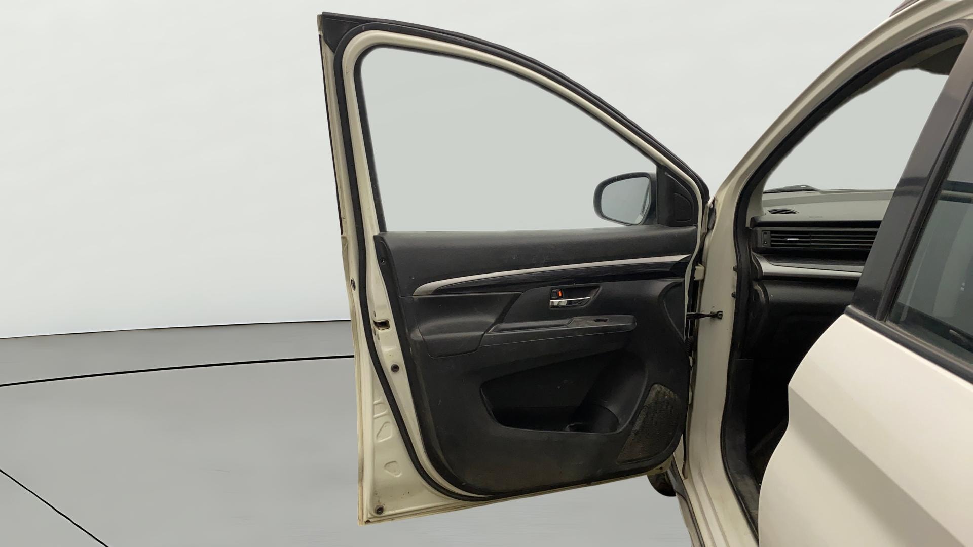 View 2020 Maruti Suzuki 1000 Base Variant Image 33 Used 2020 Maruti Suzuki 1000 Base Variant Image 33