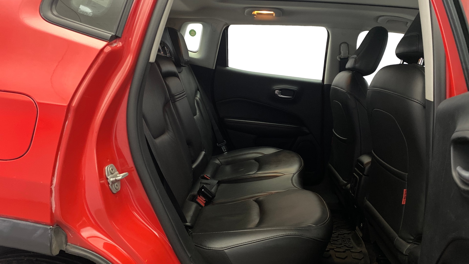 View 2020 Jeep Compass Trailhawk 4X4 (O) 2.0D AT Image 31 Used 2020 Jeep Compass Trailhawk 4X4 (O) 2.0D AT Image 31