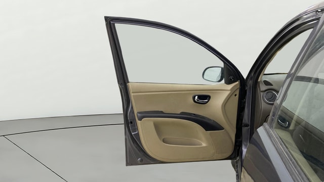 View Hyundai i10 Image 30 Used Hyundai i10 Image 30