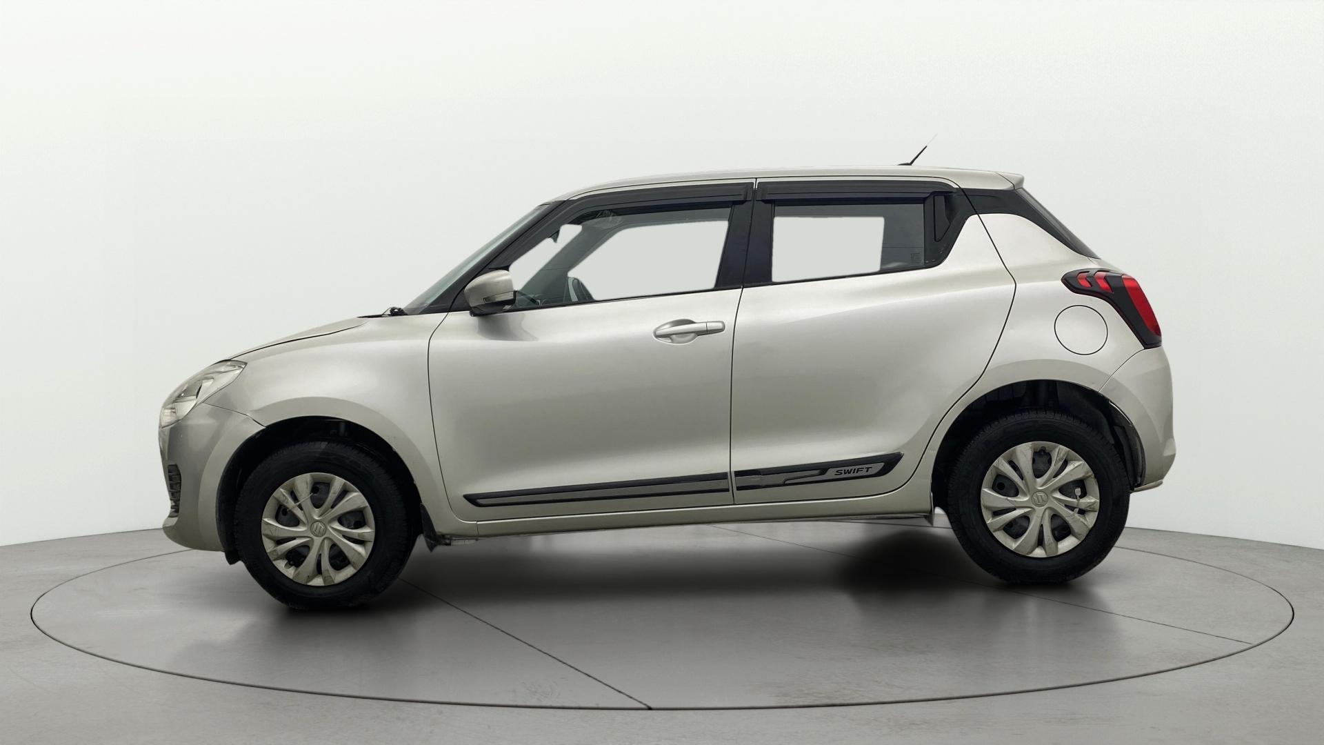 View 2019 Maruti Suzuki 1000 Base Variant Image 5 Used 2019 Maruti Suzuki 1000 Base Variant Image 5