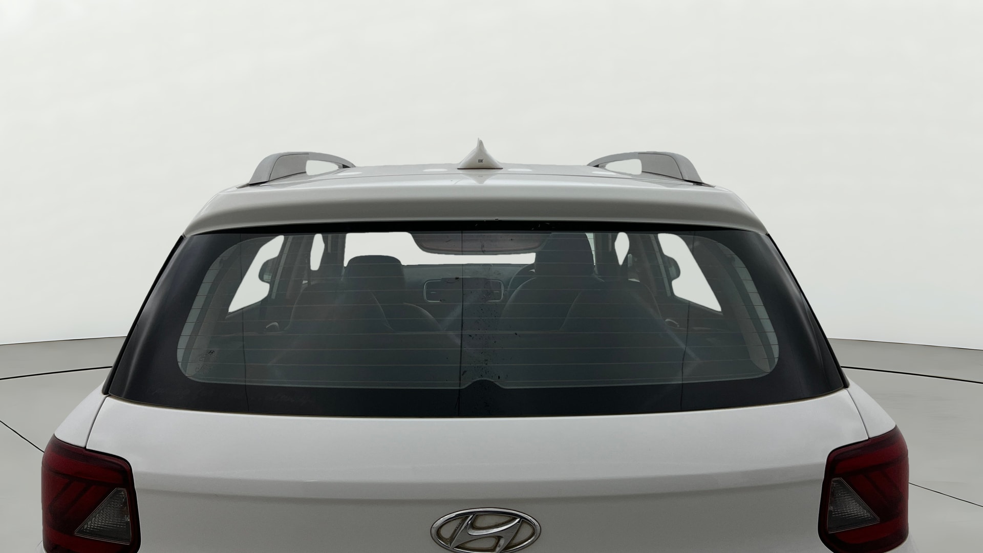 View 2020 Hyundai Venue E 1.2 Petrol BS IV Image 4 Used 2020 Hyundai Venue E 1.2 Petrol BS IV Image 4