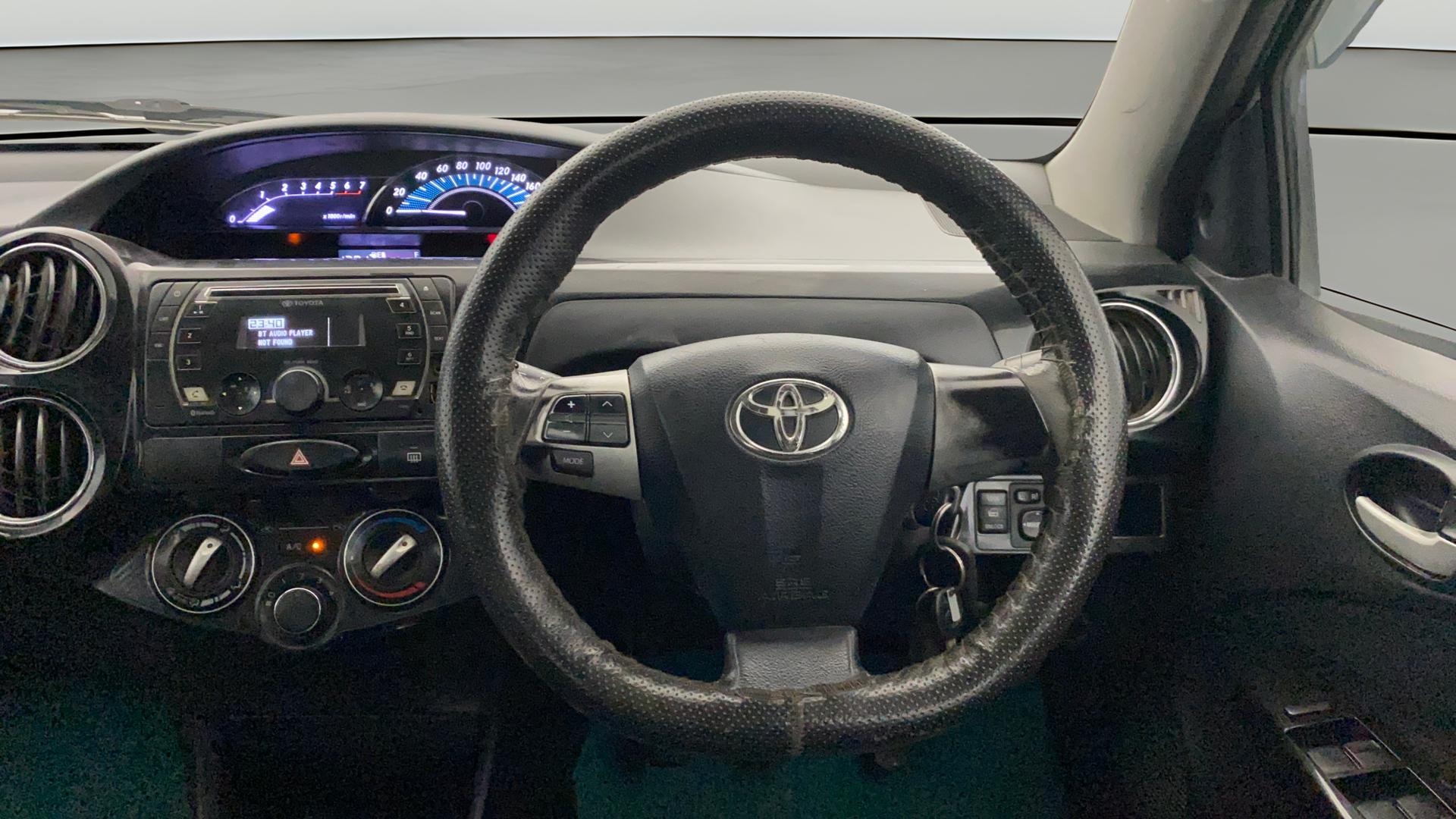 View 2017 Toyota Etios Cross D-4D VD Image 12 Used 2017 Toyota Etios Cross D-4D VD Image 12