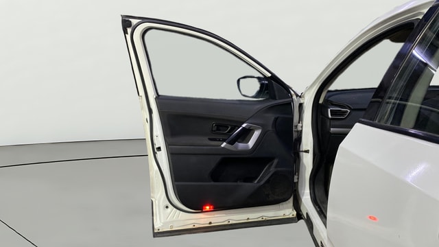 View Tata Harrier Image 31 Used Tata Harrier Image 31