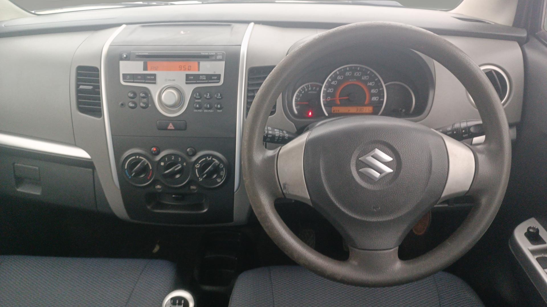 View 2013 Maruti Suzuki 1000 Base Variant Image 20 Used 2013 Maruti Suzuki 1000 Base Variant Image 20