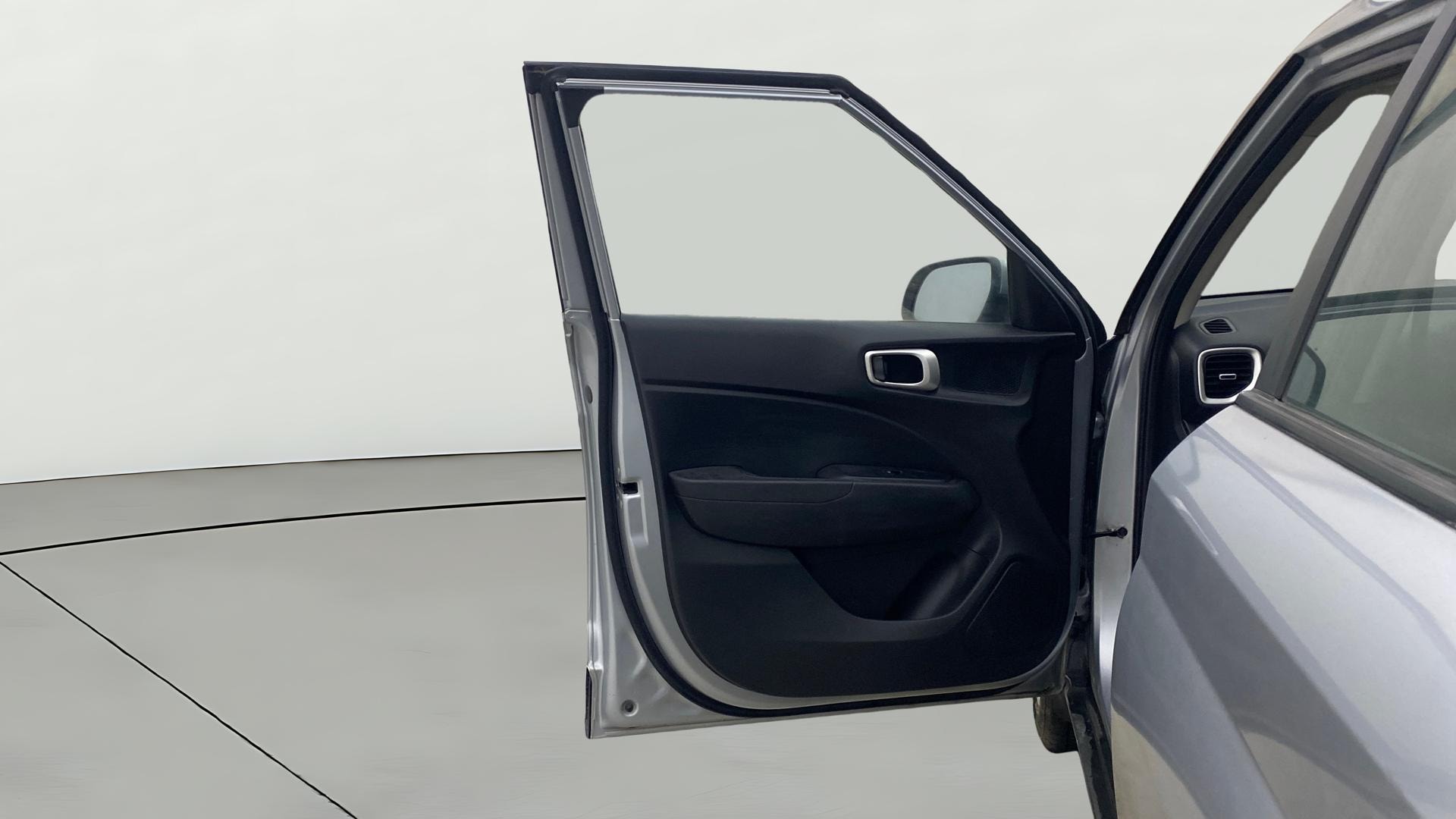 View 2021 Hyundai Venue S Plus 1.2 Petrol Image 31 Used 2021 Hyundai Venue S Plus 1.2 Petrol Image 31