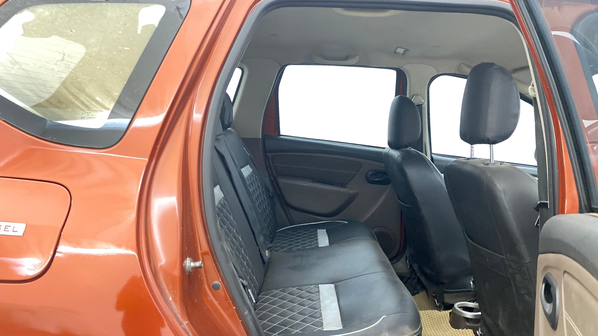 View 2016 Renault Duster Diesel 85PS STD Image 28 Used 2016 Renault Duster Diesel 85PS STD Image 28
