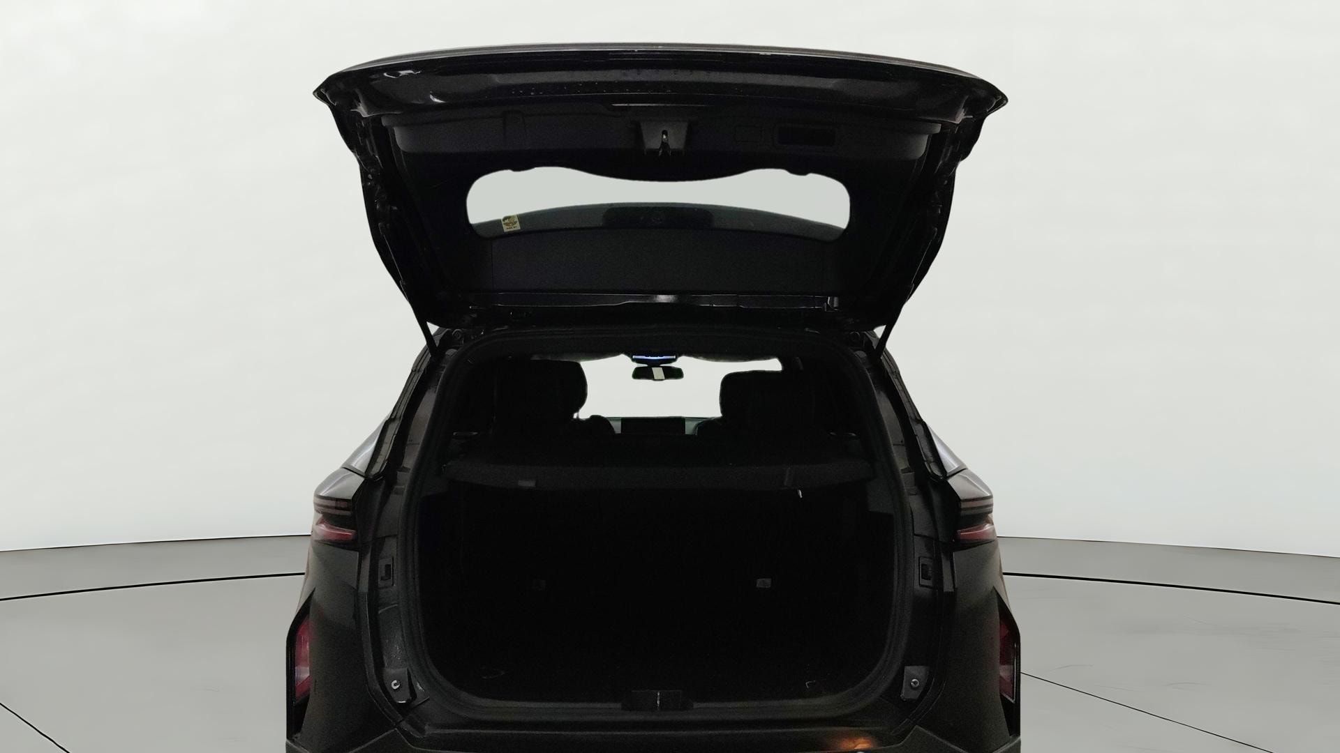 View 2024 Tata Harrier XE Image 17 Used 2024 Tata Harrier XE Image 17