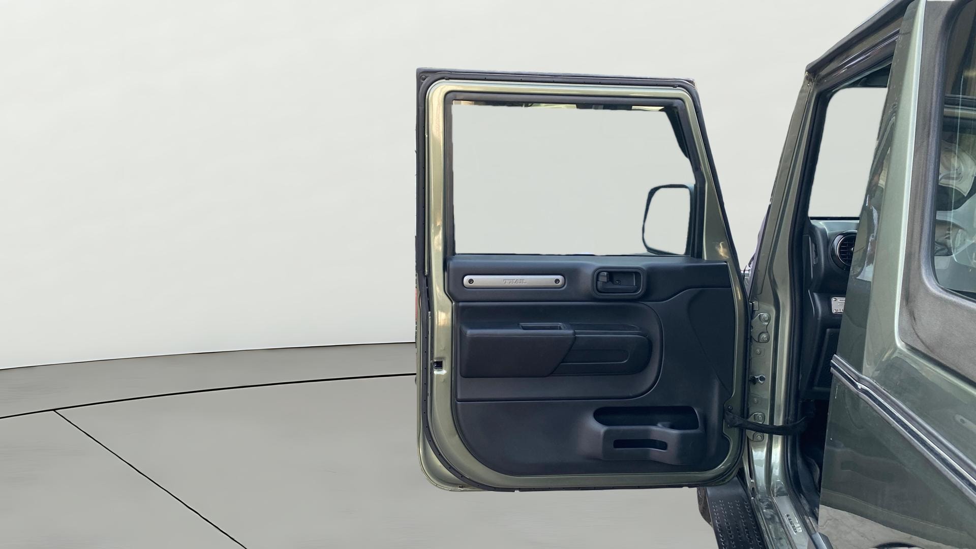 View 2021 Mahindra Thar AX Standard Manual Soft Top 6 Seater Image 29 Used 2021 Mahindra Thar AX Standard Manual Soft Top 6 Seater Image 29