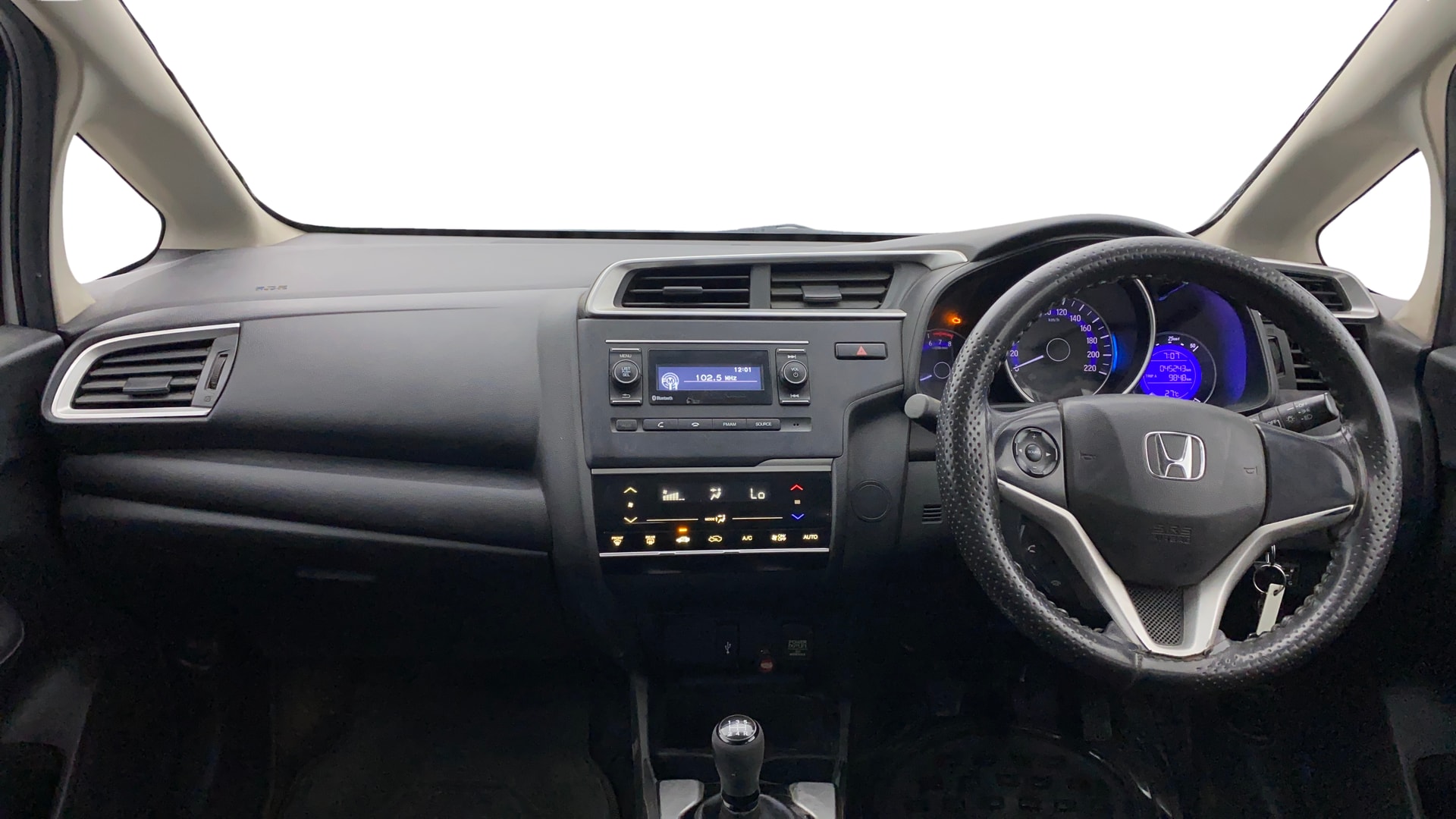 View 2020 Honda WR-V S MT Diesel Edge Edition Image 15 Used 2020 Honda WR-V S MT Diesel Edge Edition Image 15