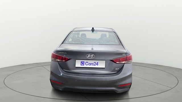 View Hyundai Verna Image 43 Used Hyundai Verna Image 43