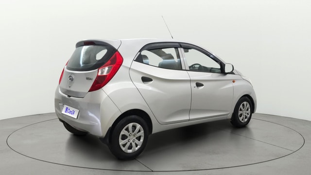 View Hyundai EON Image 41 Used Hyundai EON Image 41