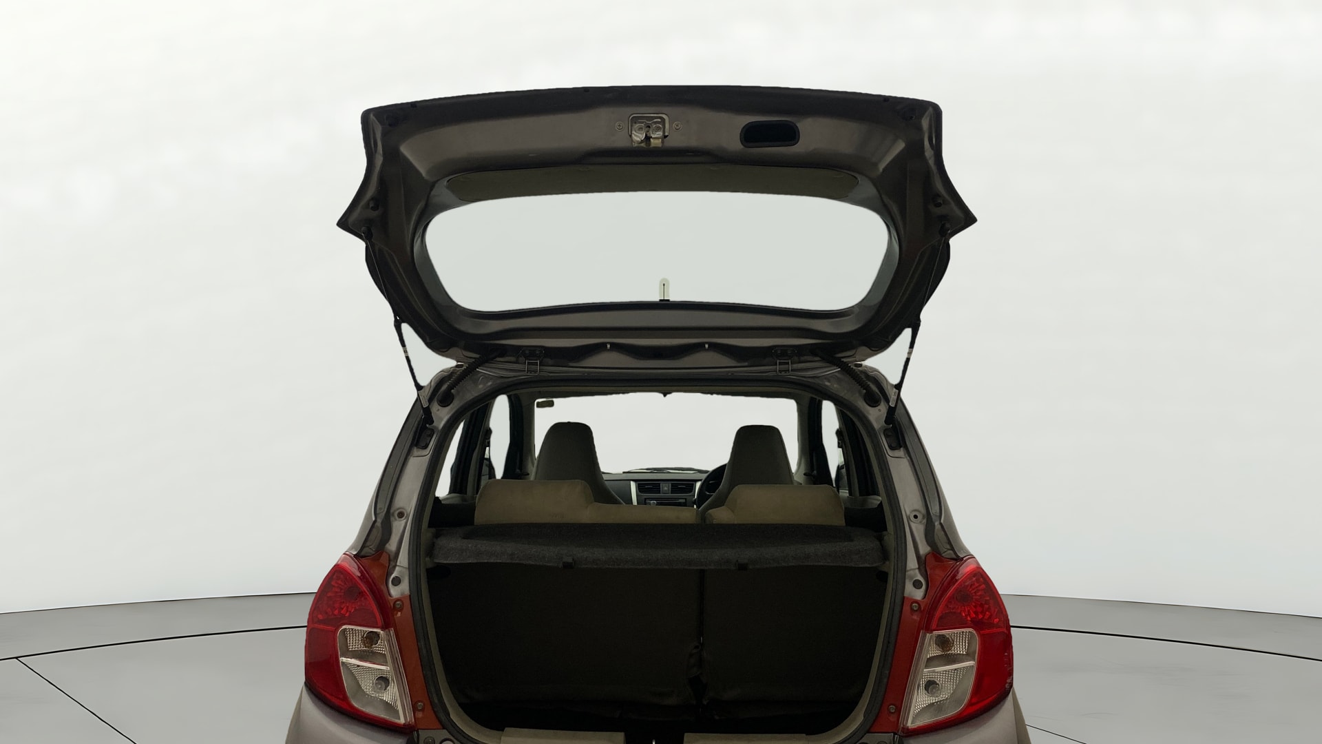 View 2015 Maruti Suzuki 1000 Base Variant Image 16 Used 2015 Maruti Suzuki 1000 Base Variant Image 16