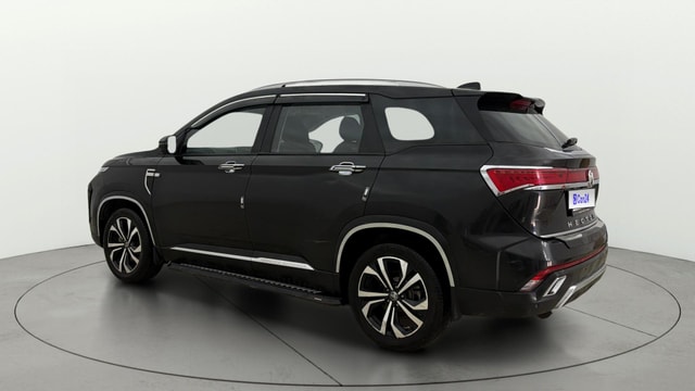 View MG Hector Plus Image 2 Used MG Hector Plus Image 2