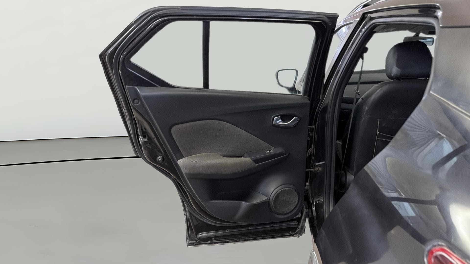 View 2022 Nissan Kicks XV Petrol BS IV Image 14 Used 2022 Nissan Kicks XV Petrol BS IV Image 14