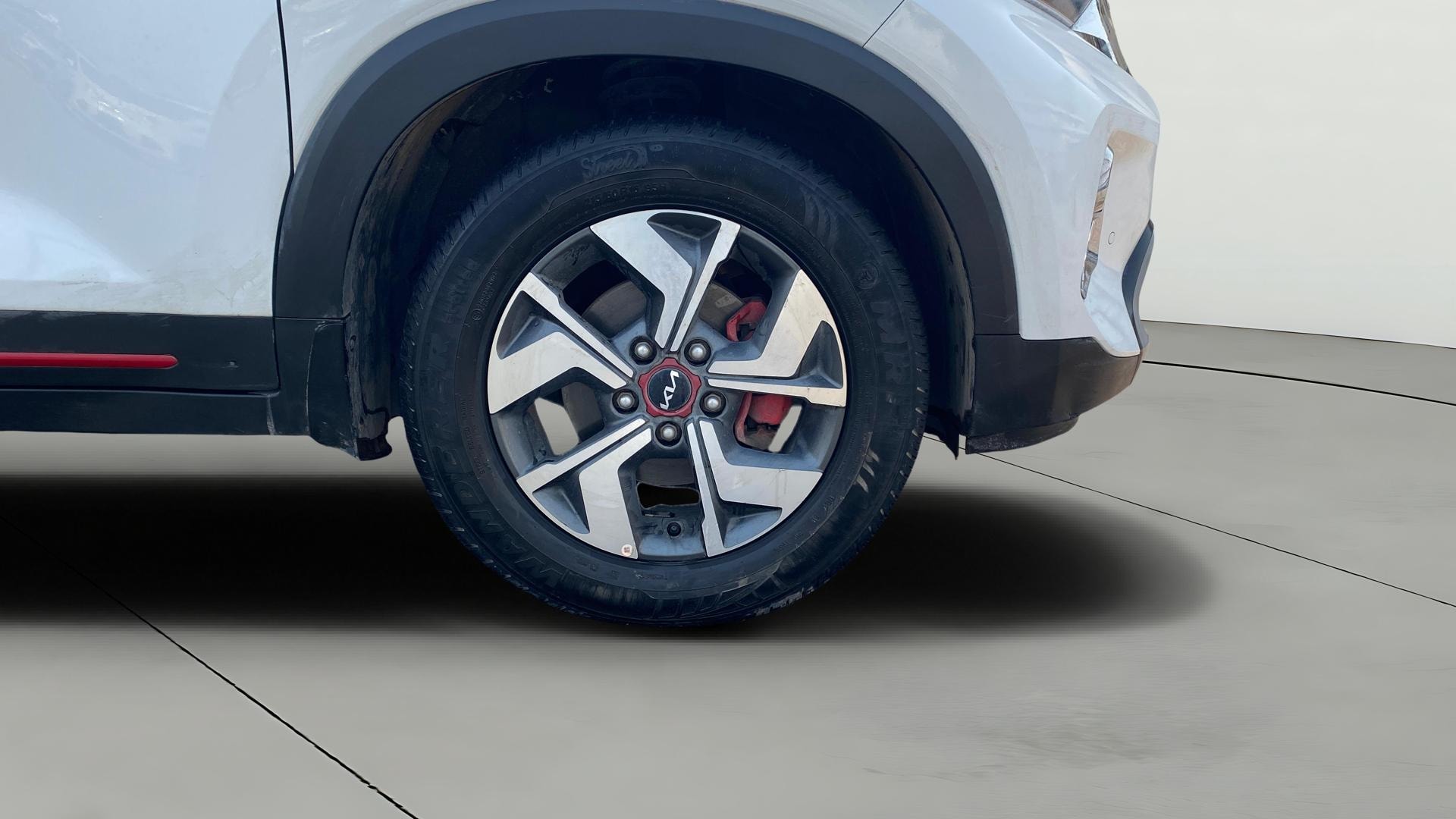 View 2023 Kia Sonet GTX Plus AT Diesel Image 45 Used 2023 Kia Sonet GTX Plus AT Diesel Image 45