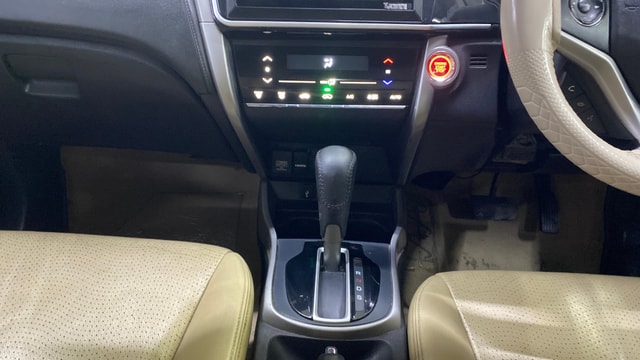 View Honda City ZX Image 32 Used Honda City ZX Image 32