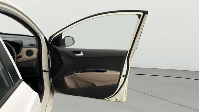 View Hyundai Grand i10 Image 43 Used Hyundai Grand i10 Image 43