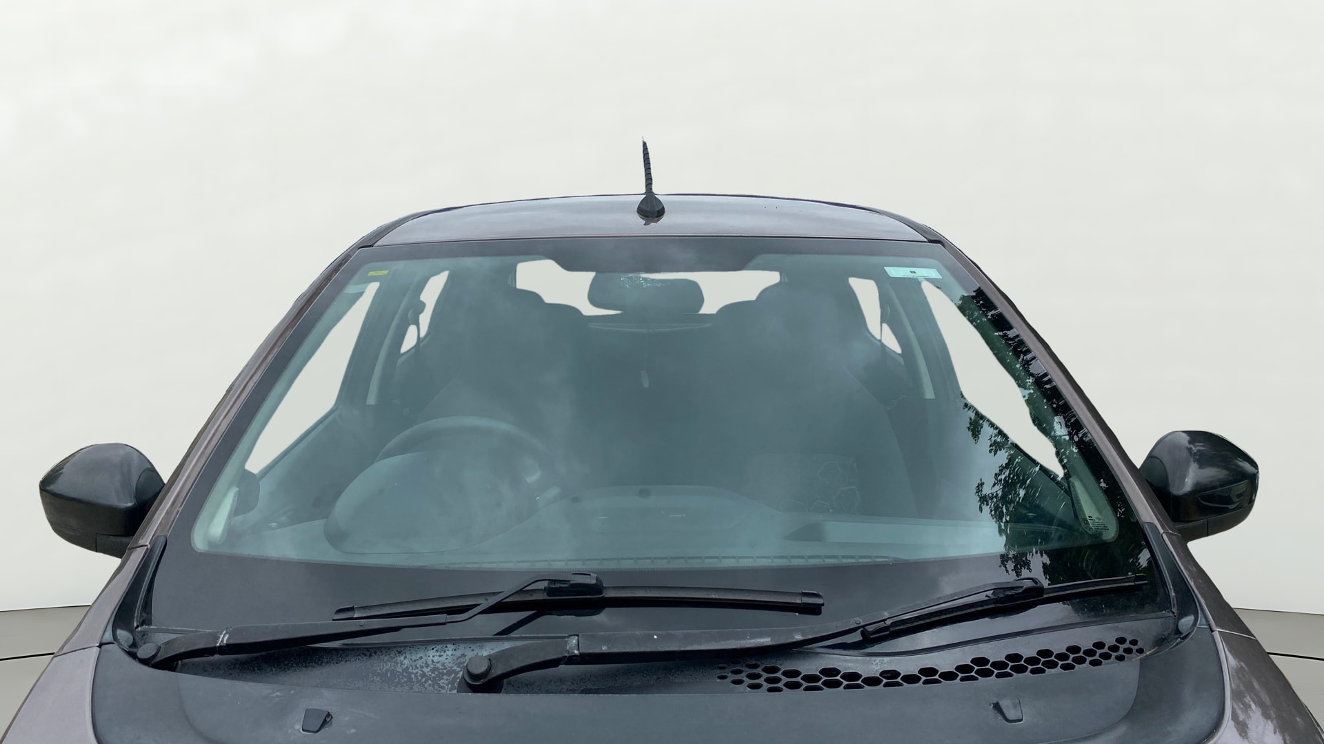View 2017 Tata Tiago Revotorq XB Image 39 Used 2017 Tata Tiago Revotorq XB Image 39