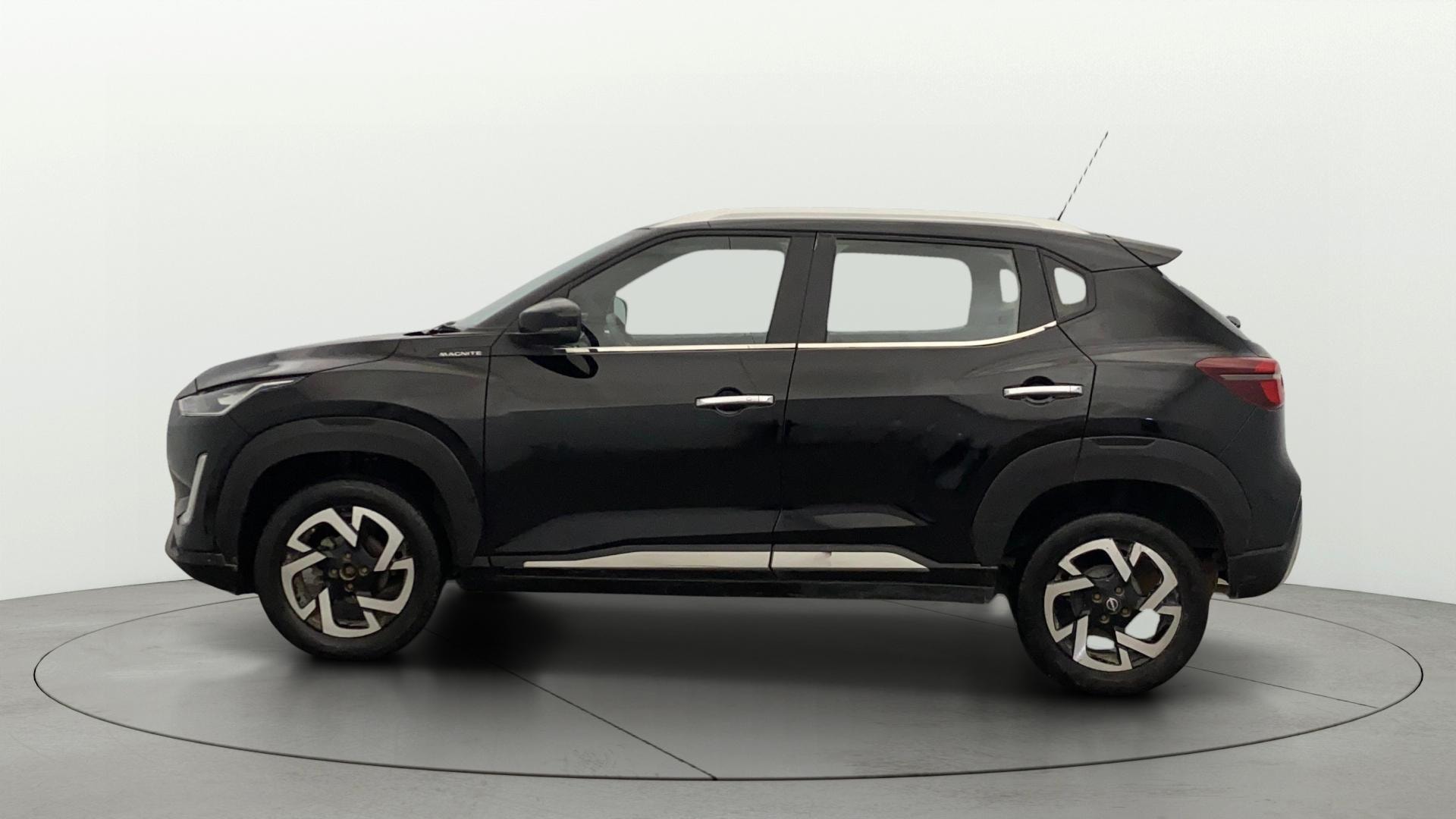 View 2022 Nissan Magnite XV Image 5 Used 2022 Nissan Magnite XV Image 5