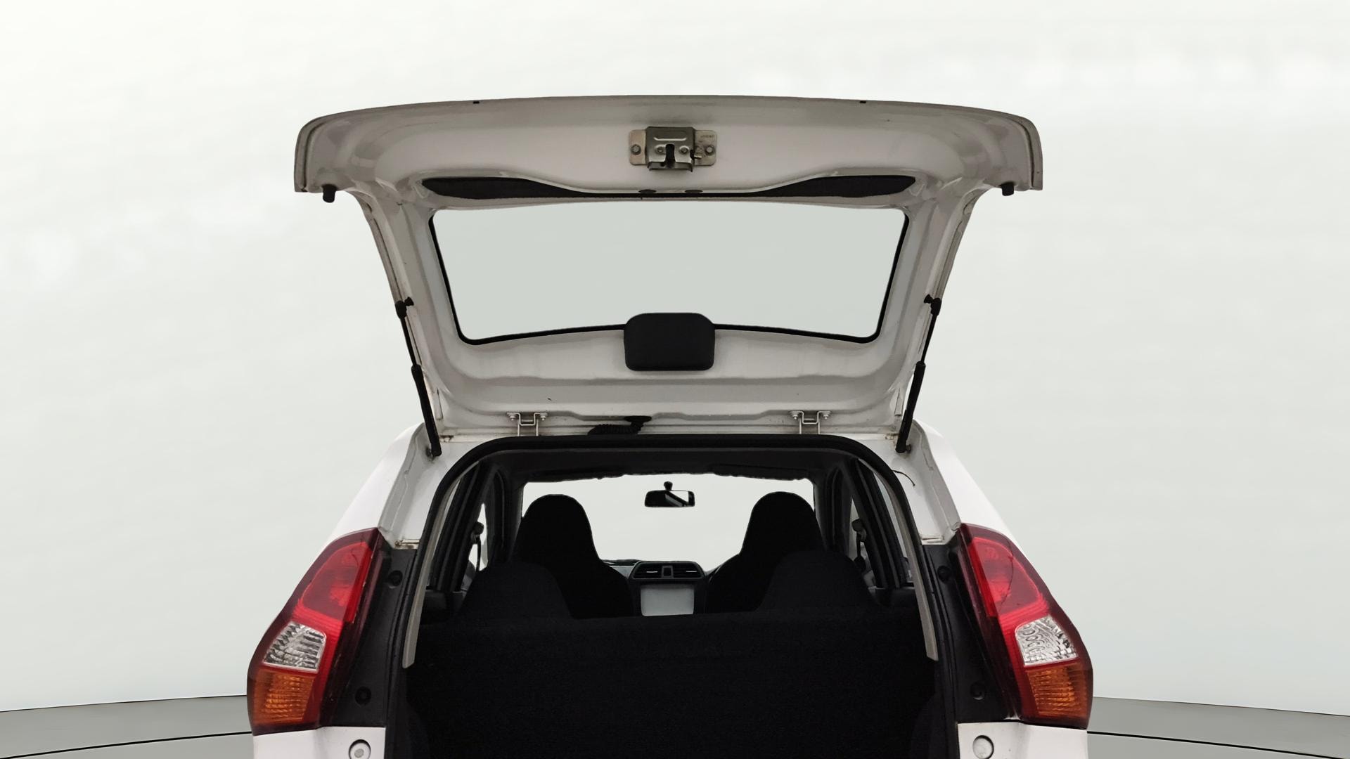View 2022 Datsun Redi GO A Image 16 Used 2022 Datsun Redi GO A Image 16
