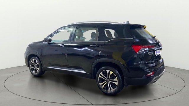 View MG Hector Plus Image 2 Used MG Hector Plus Image 2