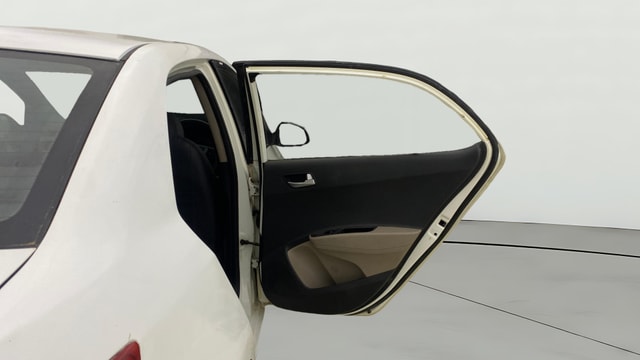 View Hyundai Xcent Image 7 Used Hyundai Xcent Image 7