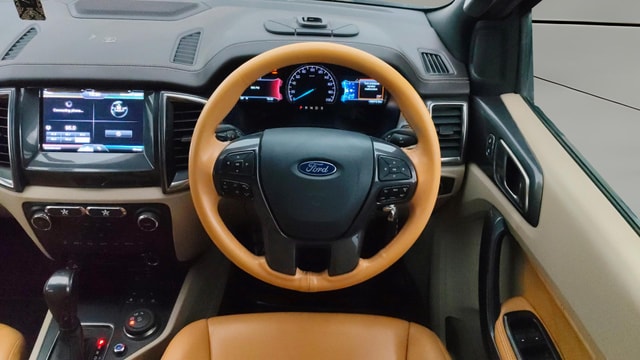 View Ford Endeavour Image 14 Used Ford Endeavour Image 14