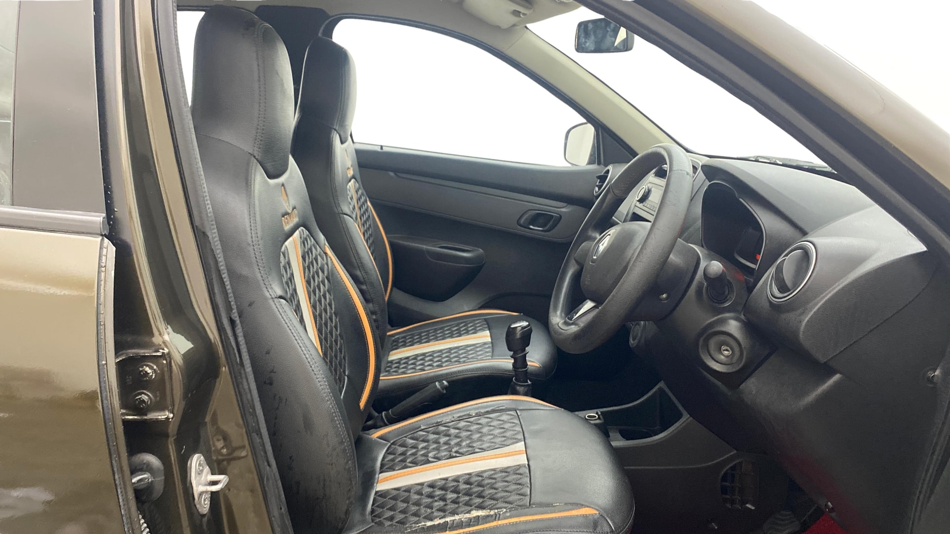 View 2019 Renault Kwid RXL Image 25 Used 2019 Renault Kwid RXL Image 25