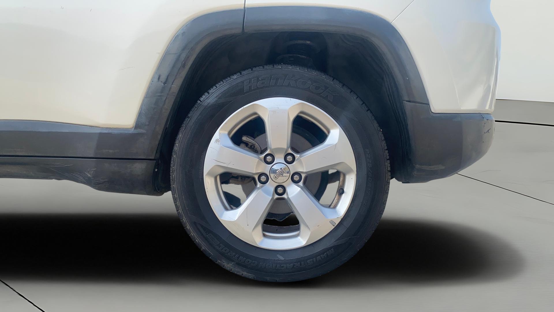 View 2018 Jeep Compass Limited 1.4 Multi AIR Petrol DDCT AT BS IV Image 7 Used 2018 Jeep Compass Limited 1.4 Multi AIR Petrol DDCT AT BS IV Image 7