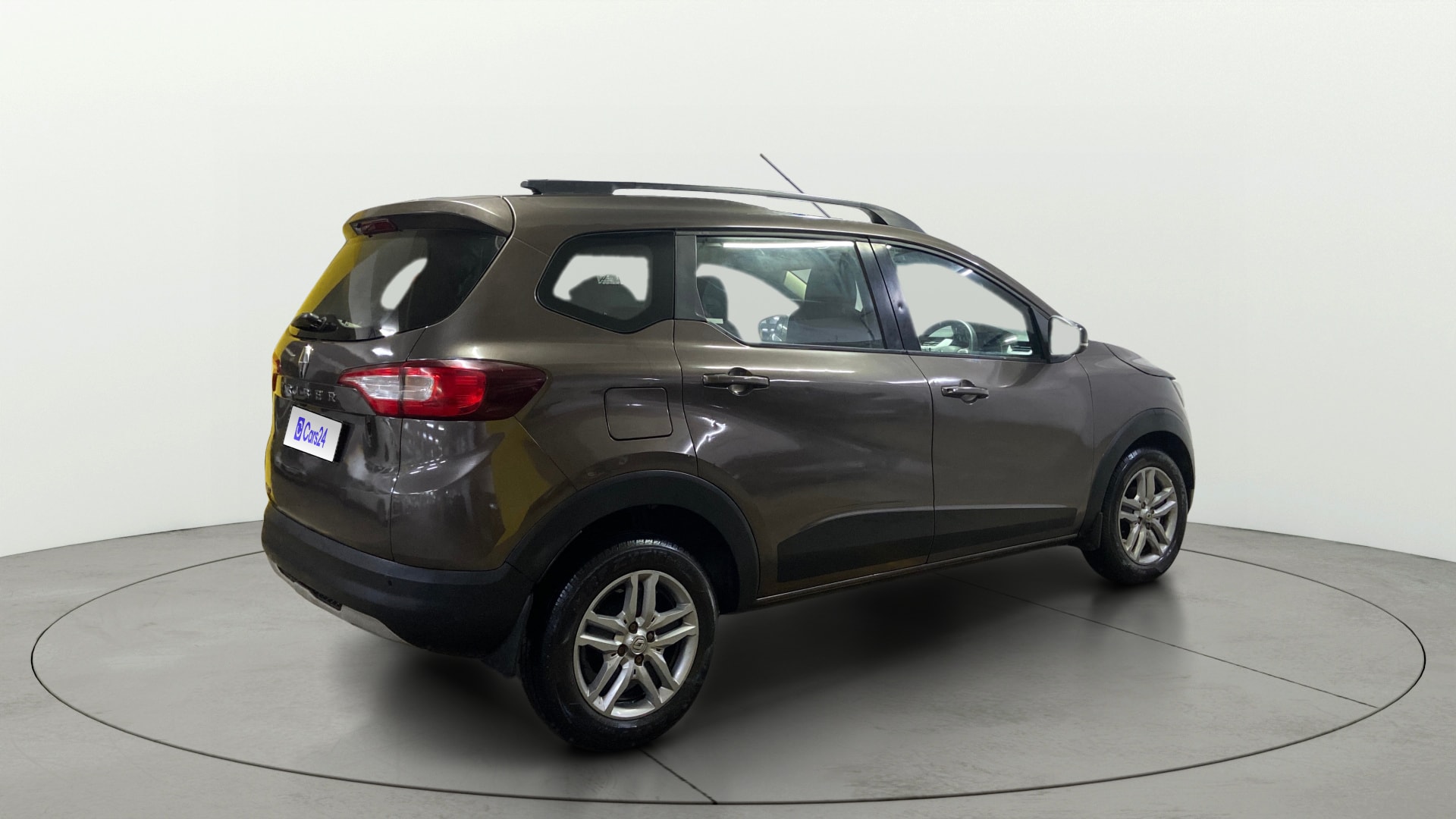 View 2022 Renault Triber RXZ Image 47 Used 2022 Renault Triber RXZ Image 47